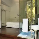 Hotel Chic & Basic Born Boutique