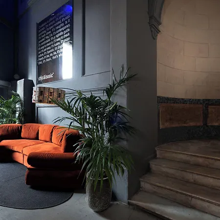 Chic & Basic Born Boutique Hotel