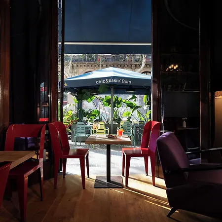 奇客和贝西克伯恩精品酒店 3*