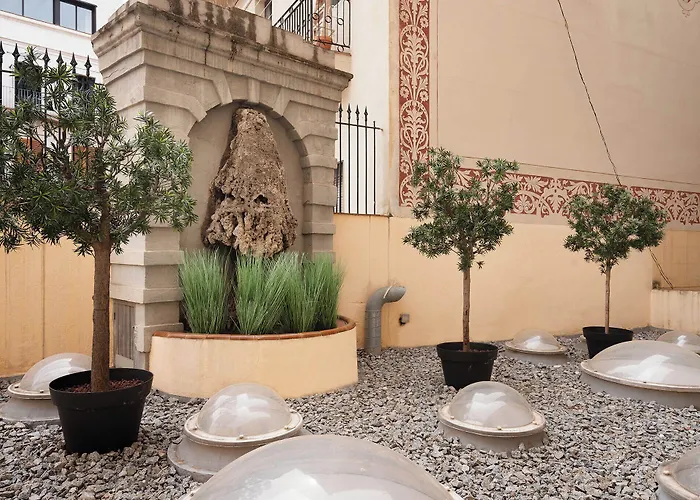 Chic & Basic Born Boutique Hotel 3*