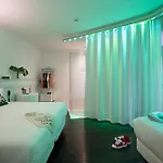 Hotel Chic & Basic Born Boutique