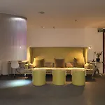 Chic & Basic Born Boutique Hotel