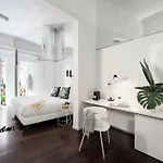 Hotel Chic & Basic Born Boutique 3*