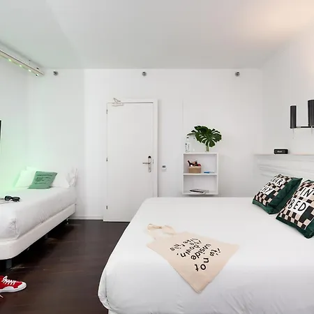 Hotell Chic & Basic Born Boutique 3*