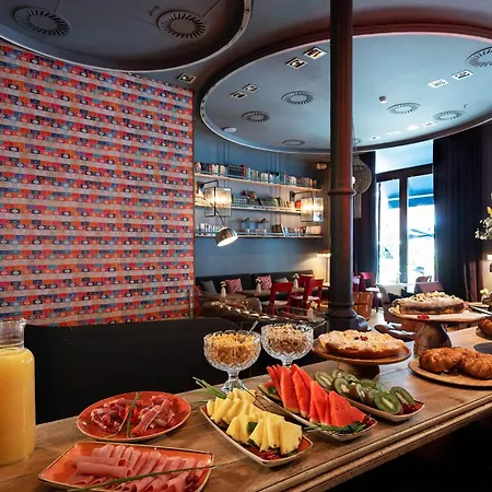 Chic & Basic Born Boutique Hotell 3*