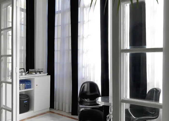 Chic & Basic Born Boutique 3* バルセロナ