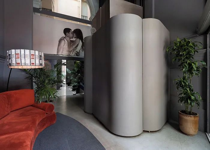 Chic & Basic Born Boutique Hotel