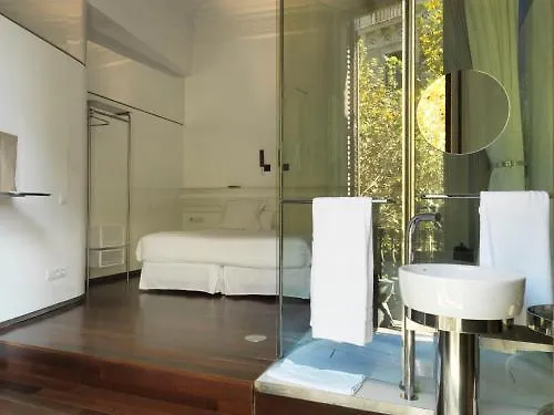 Hotel Chic & Basic Born Boutique