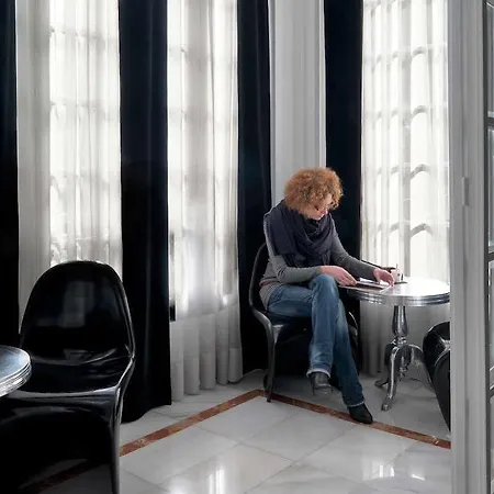 Szálloda Chic & Basic Born Boutique