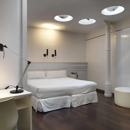 Hotel Chic&basic Born Boutique